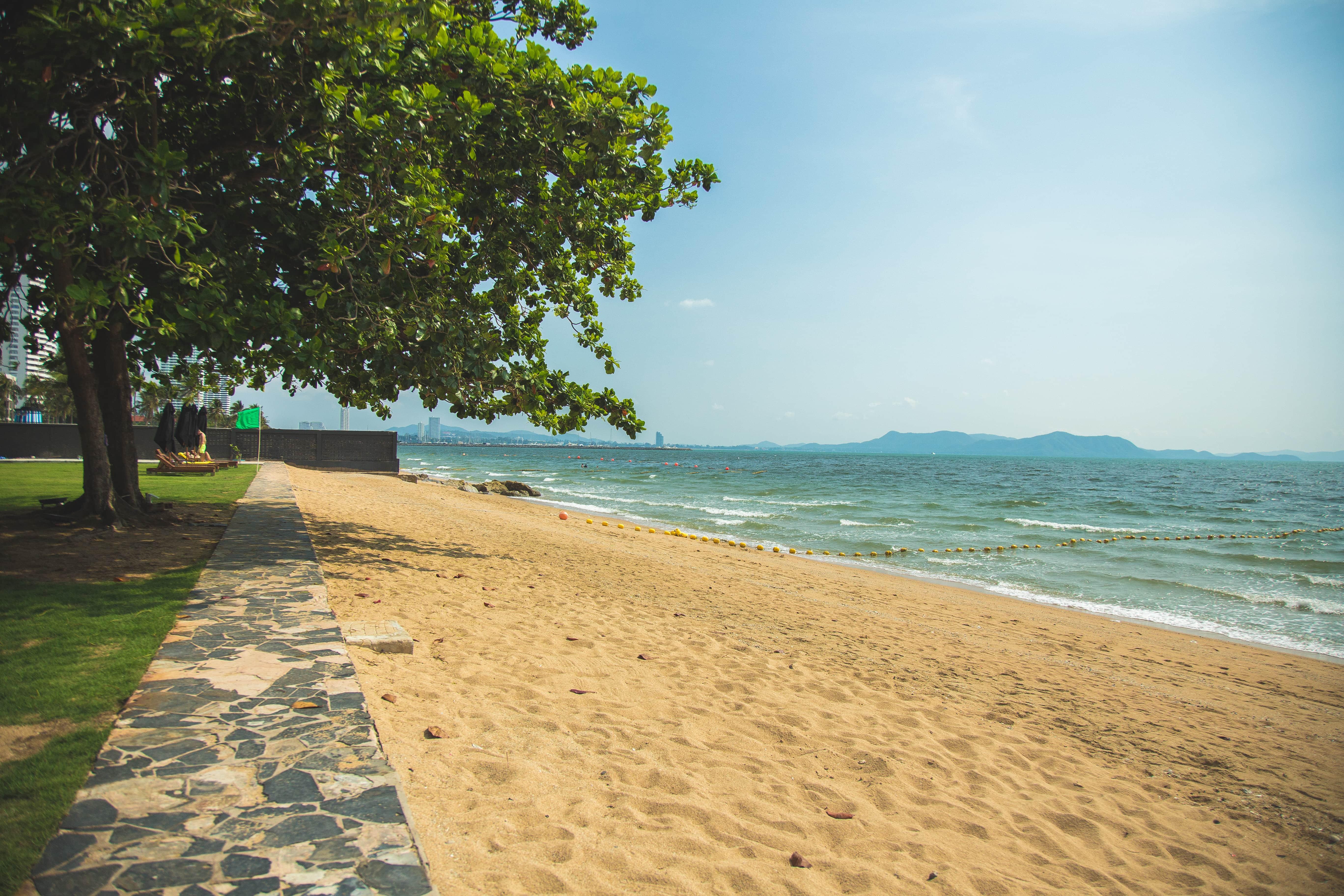 Ana Anan Resort & Villas Pattaya Na Chom Thian Exterior photo Hua Hin Beach