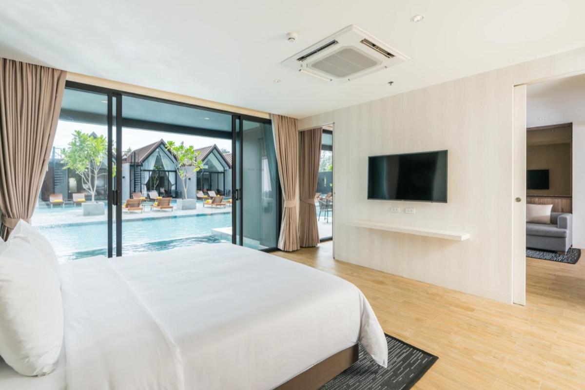 Ana Anan Resort & Villas Pattaya Na Chom Thian Exterior photo Bedroom