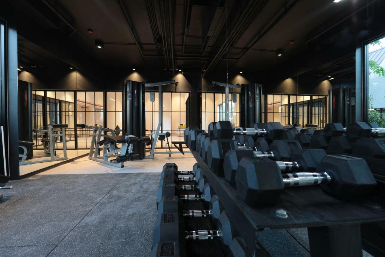 Ana Anan Resort & Villas Pattaya Na Chom Thian Exterior photo The gym at the hotel